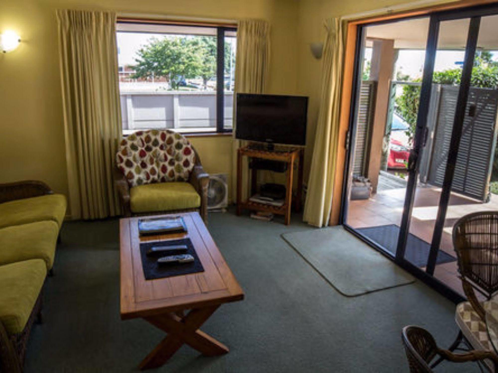 Boatshed Motel Apartments Mount Maunganui Esterno foto