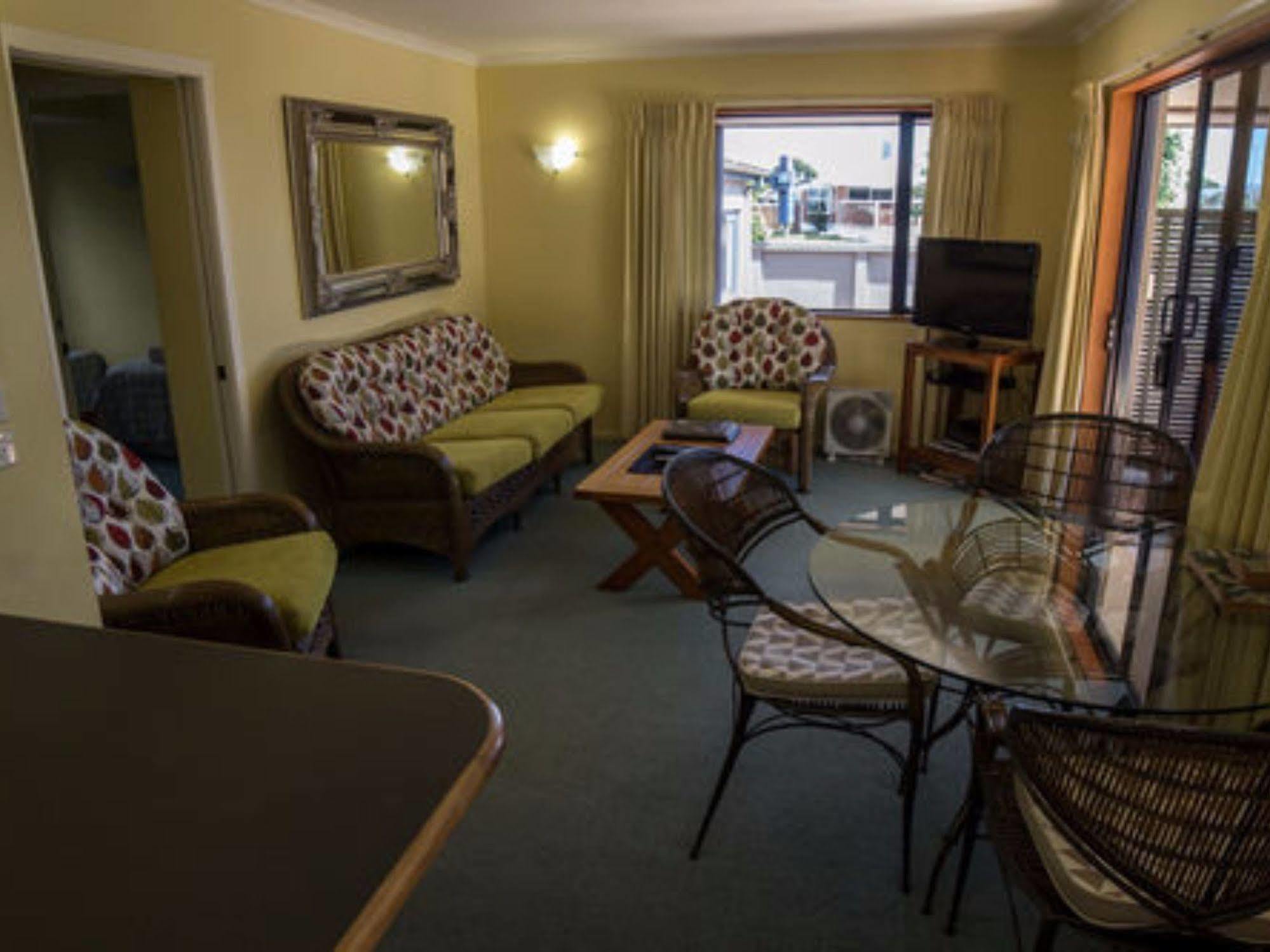 Boatshed Motel Apartments Mount Maunganui Esterno foto
